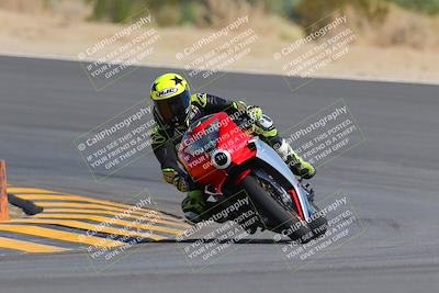 media/Oct-03-2022-Moto Forza (Mon) [[5f077a3730]]/Intermediate Group/Session 2 (Turn 10)/